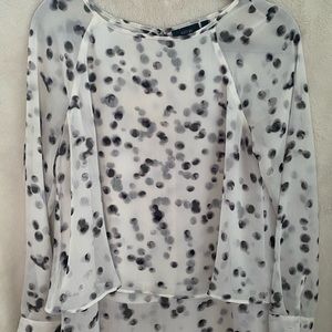 Apt. 9 size small blouse